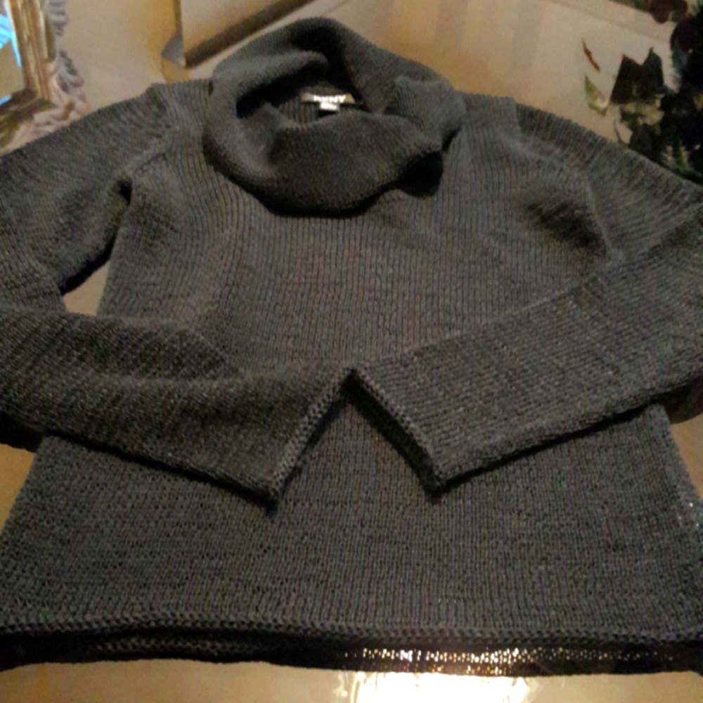 DKNY M pure cotton black sweater ladies Lng slv mid hip